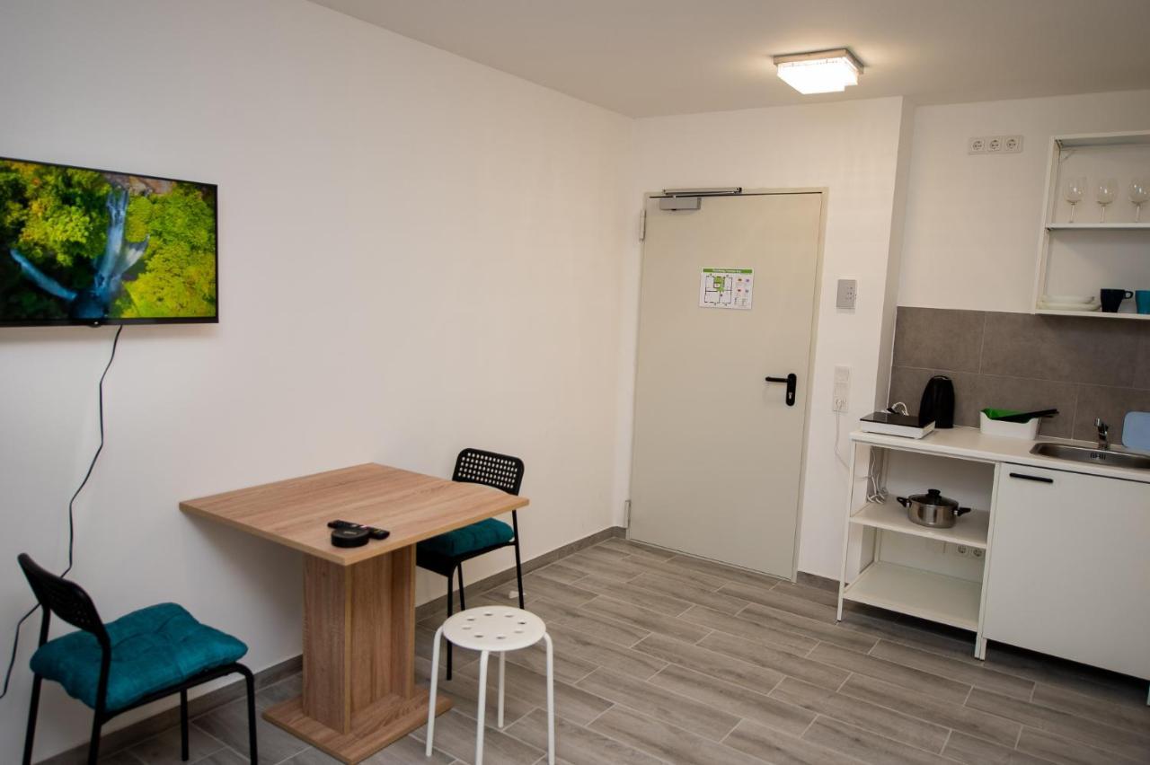 Modern Living Studio Kueche Netflix Inklusive Top Lage Nürnberg Eksteriør bilde